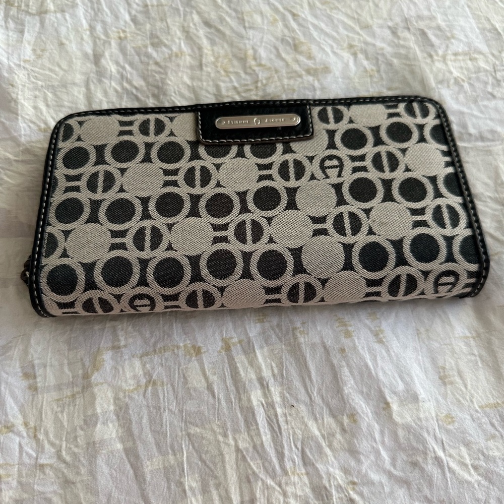 ETIENNE AIGNER leather and canvas multi compartment wallet/check book holder NEW